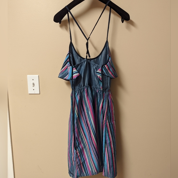 4 /$25 NWOT Billabong Multicolor Stripe Dress Resort Beach Wear - Fits Small - Picture 4 of 4